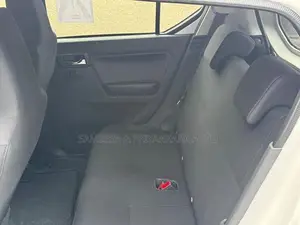 Daihatsu Mira G Grade 2025
