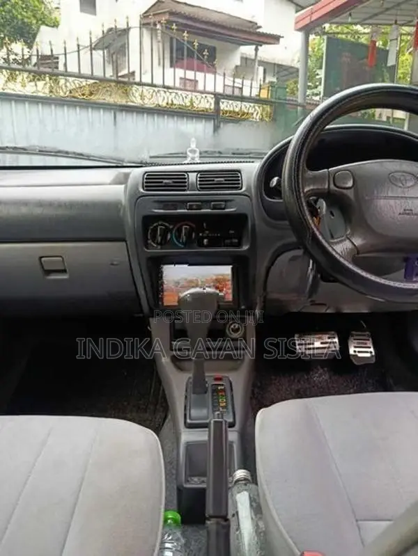 Toyota Starlet 1998
