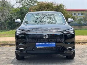 Honda Vezel Z Play Moon Roof 2025