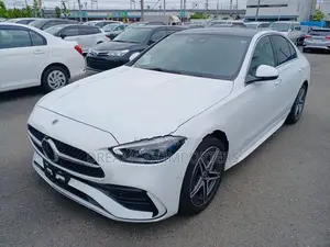 Mercedes Benz C200 AMGLine 2025