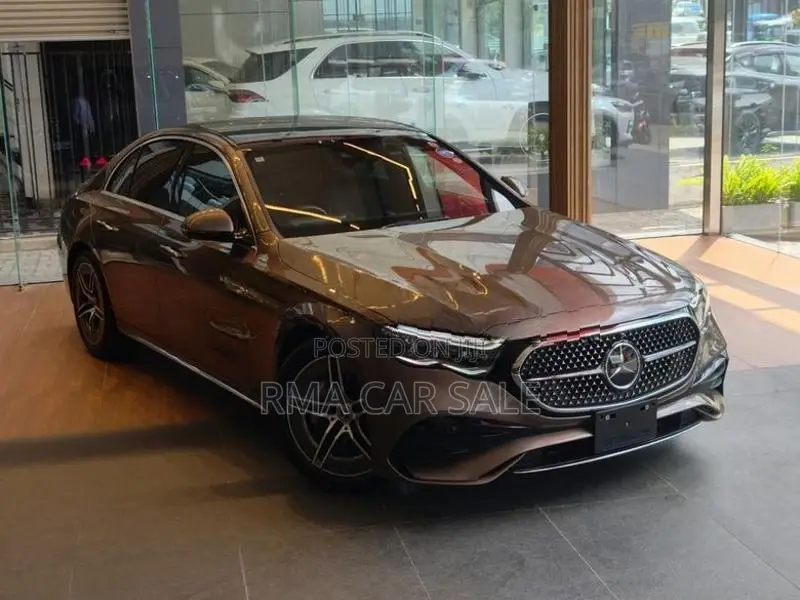 Mercedes Benz E200 Premium Plus 2024