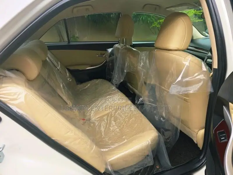 Toyota Premio G Superior 2018