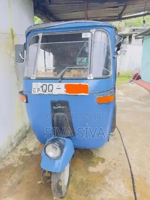 Bajaj RE 2009