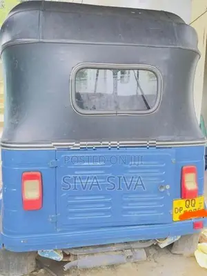 Bajaj RE 2009
