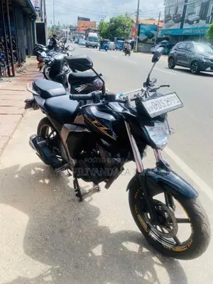 Yamaha FZ 2015