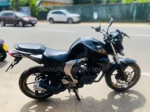 Yamaha FZ 2015