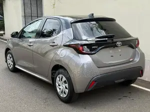 Toyota Yaris G Grde 2025