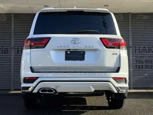 Toyota Land Cruiser Sahara LC300 ZX 2026