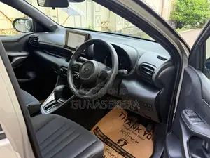 Toyota Yaris G Grde 2025