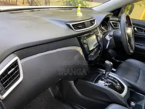 Nissan X-Trail T32 2015