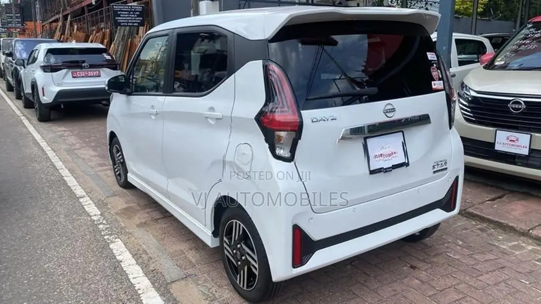 Nissan Dayz Highway Star 2025