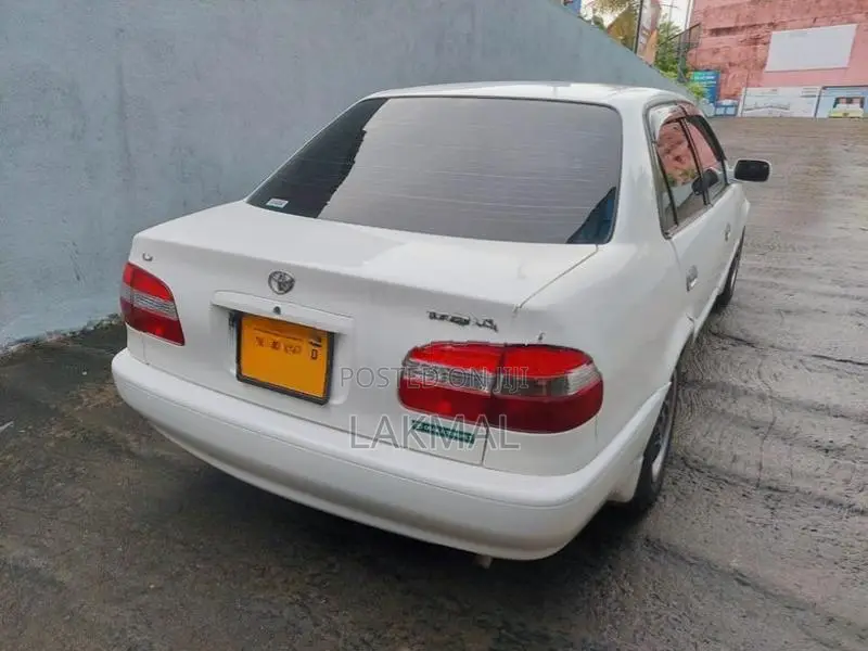 Toyota Corolla 110 2001