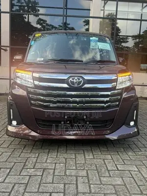 Toyota Roomy Custom G 2025