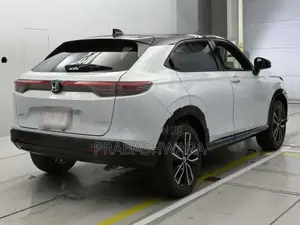 Honda Vezel Z PLAY MOON ROOF 2026