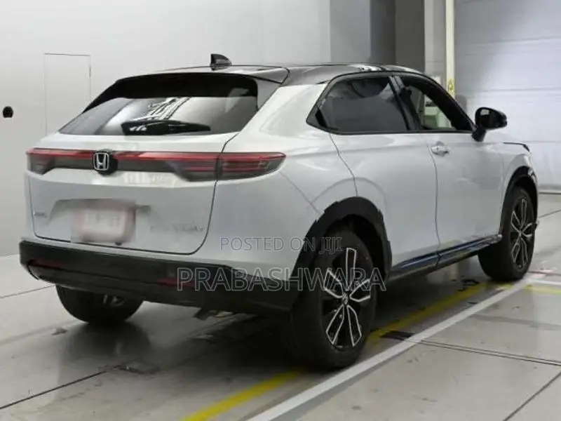 Honda Vezel Z PLAY MOON ROOF 2026