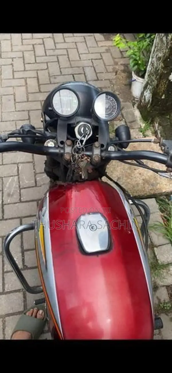 Bajaj Boxer 2002
