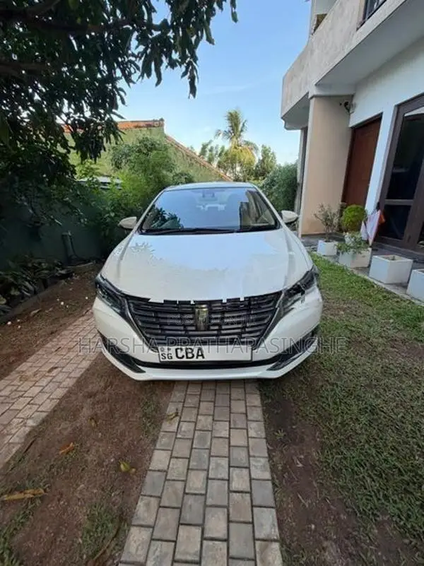 Toyota Premio 2017