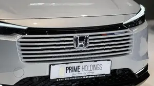Honda Vezel Z-Play-B/N Moonroof 2026