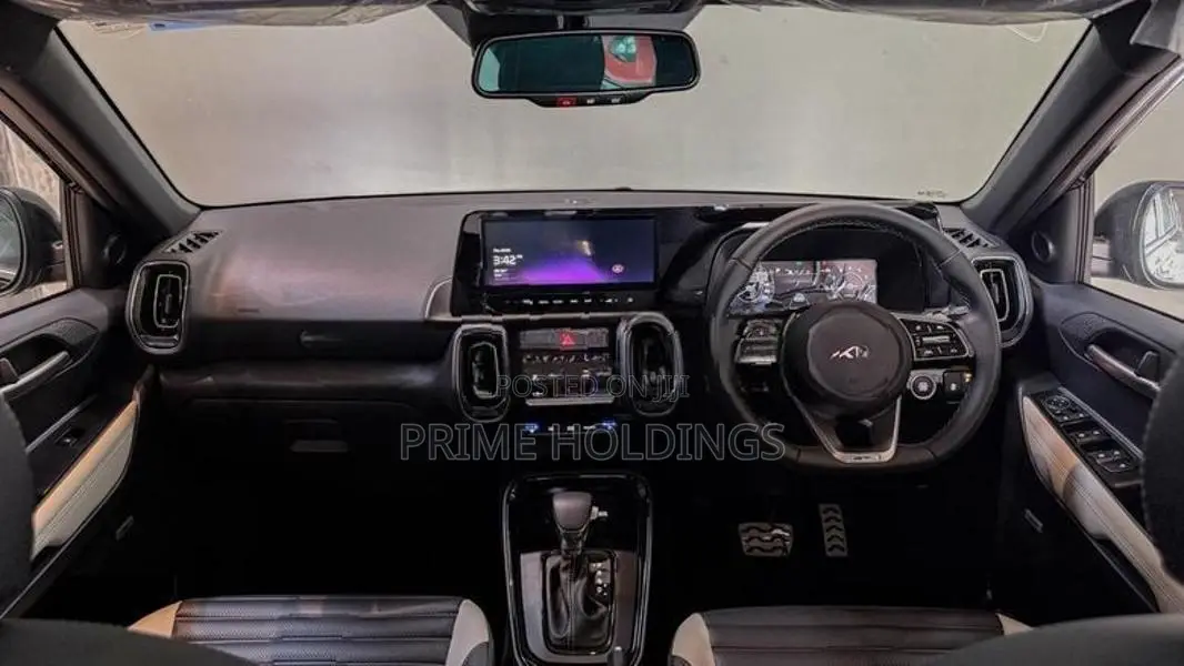 Kia Sonet GTX+ Aurora Black 2026