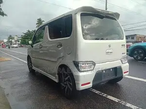 Suzuki Wagon R Custom Z 2024