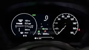 Honda Vezel Z-Play-B/N Moonroof 2026
