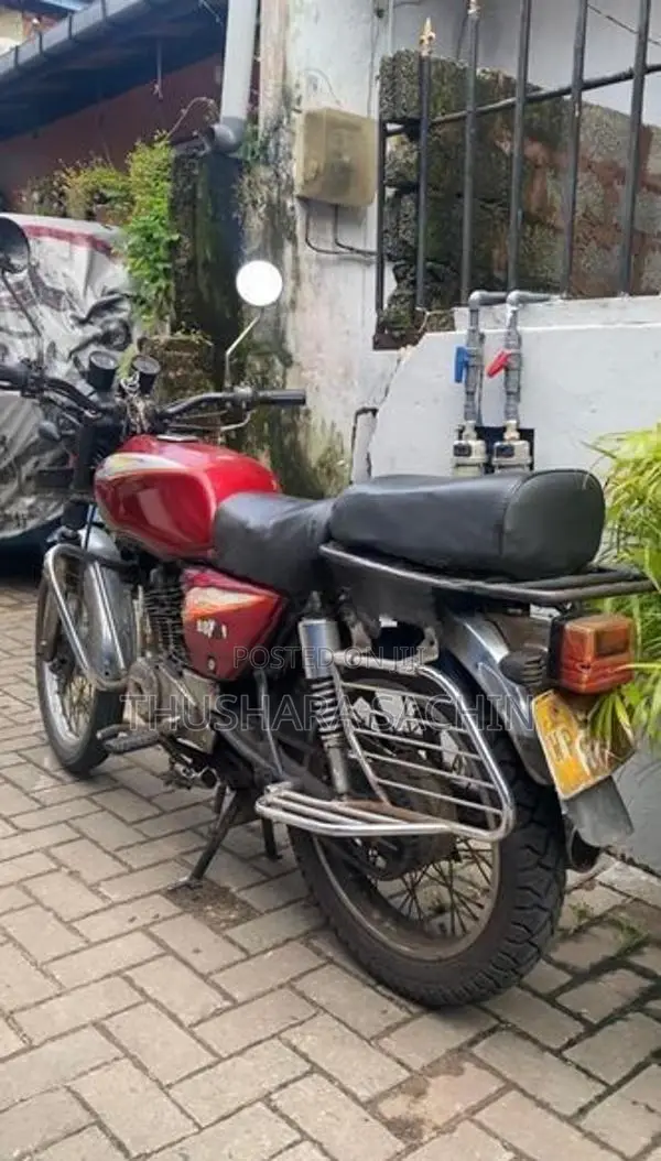Bajaj Boxer 2002