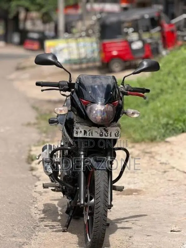 Bajaj Pulsar 150 2011