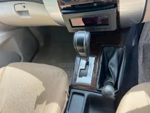 Mitsubishi Montero 2012