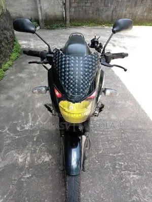 Bajaj Pulsar 150 2018