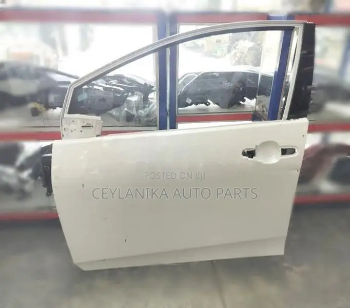 Toyota Prius W50 Door Front LH