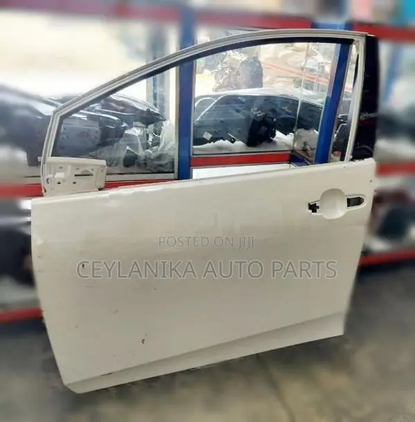 Toyota Prius W50 Door Front LH