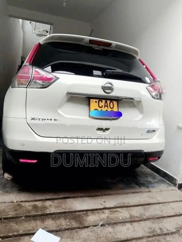 Nissan X-Trail 2015