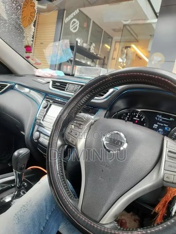 Nissan X-Trail 2015