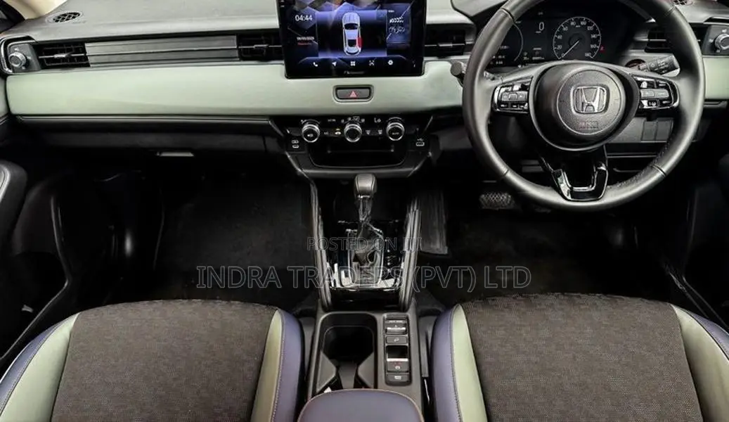 Honda Vezel X Hunt 2025