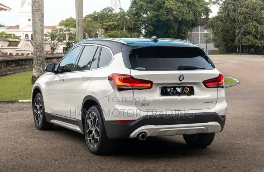 BMW X1 Luxury Line Sunroof 2020