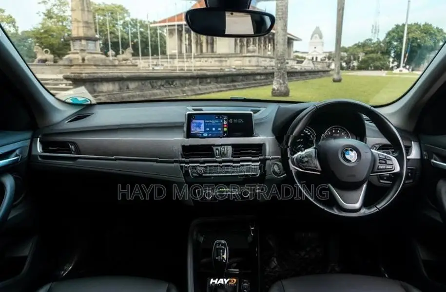 BMW X1 Luxury Line Sunroof 2020