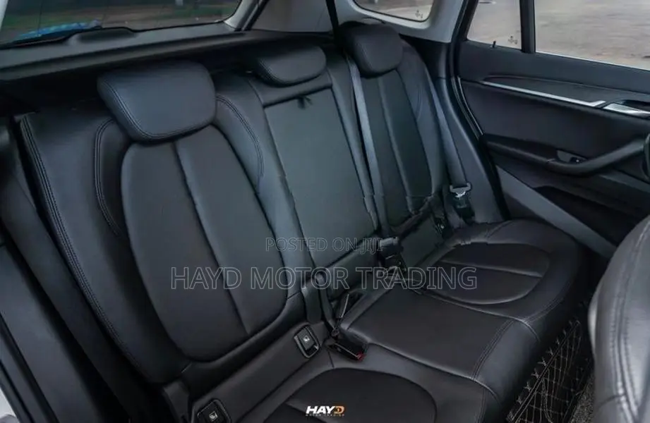 BMW X1 Luxury Line Sunroof 2020