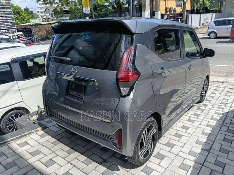 Nissan Dayz Highway Star 2025