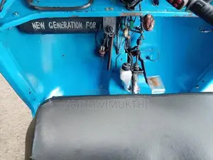 Bajaj RE 2005