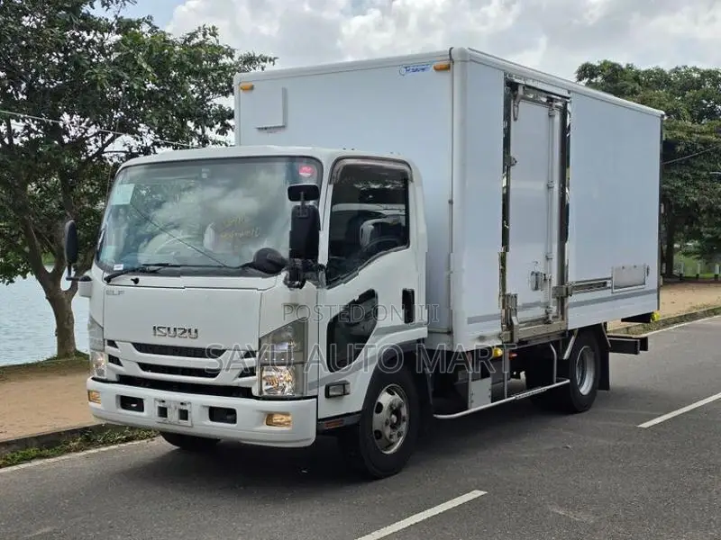 Isuzu Elf Full Body 15.5 Feet 2020