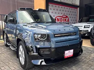 Land Rover Defender P300 7 Seater l 2023
