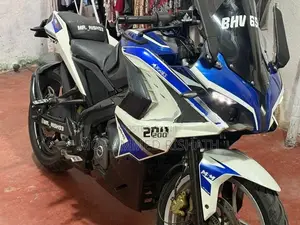 Bajaj Pulsar RS200 2018
