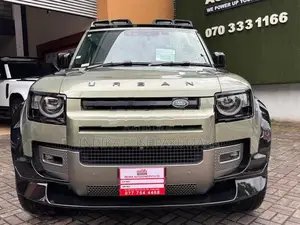 Land Rover Defender P300 X Dynamic SE 2025
