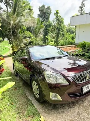 Toyota Premio 2013