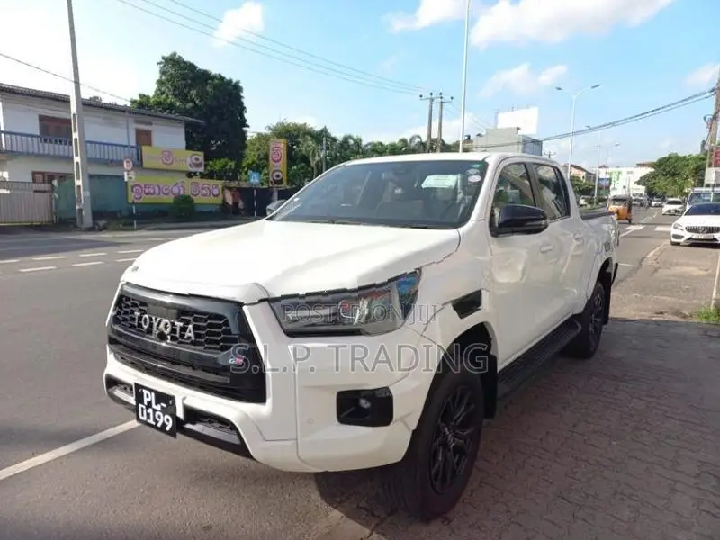 Toyota Hilux Z GR Sport 2023