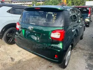 Toyota Passo Vitz 2023