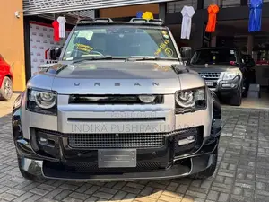Land Rover Defender P300 HSE Urban 2023