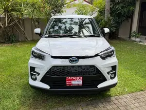 Toyota Raize Z Grade BSM 2026