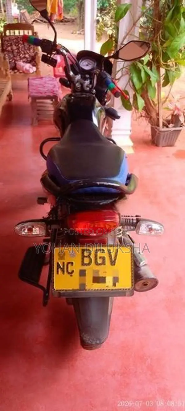 Bajaj Platina 100 2019