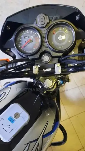 Bajaj CT100 Blue 2026